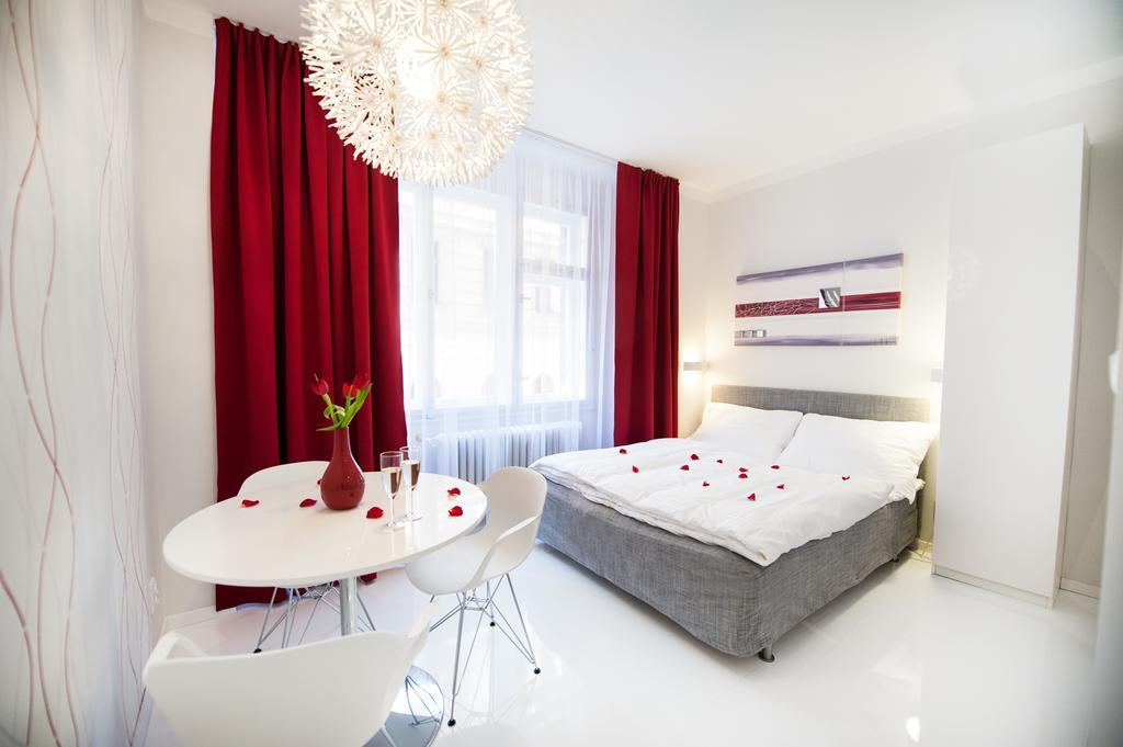 Honeymoon Ruterra Studio Πράγα Δωμάτιο φωτογραφία